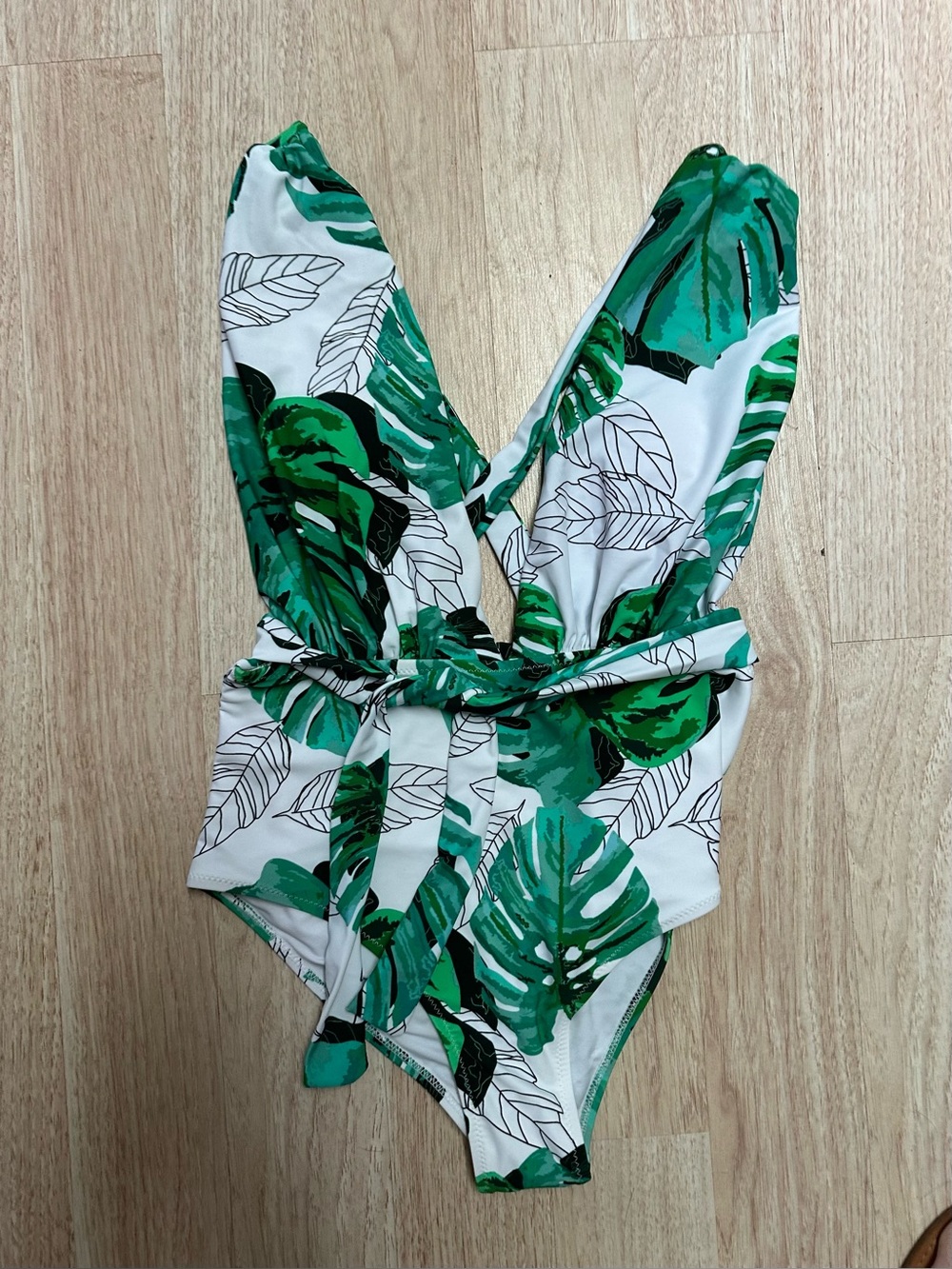Tropical Green Leaf One-Piece Swimsuit by Cupshe